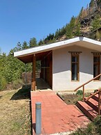 Whispering Woods Resort