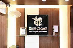 Hotel Olive Crown