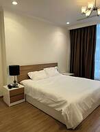 Hoa's Apartment in Vinhomes Central Park