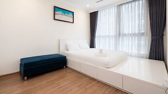 Hoa's Apartment in Vinhomes Central Park