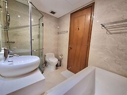 Hoa's Apartment in Vinhomes Central Park