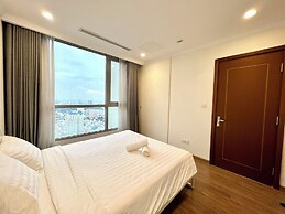 Hoa's Apartment in Vinhomes Central Park