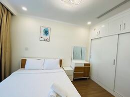 Hoa's Apartment in Vinhomes Central Park