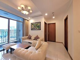 Hoa's Apartment in Vinhomes Central Park