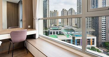 Hoa's Apartment in Vinhomes Central Park