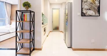 Hoa's Apartment in Vinhomes Central Park