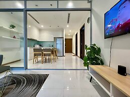 Hoa's Apartment in Vinhomes Central Park