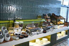 EXPO GARDEN HOTEL
