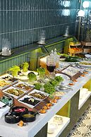 EXPO GARDEN HOTEL