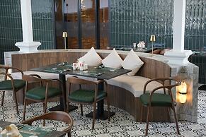 EXPO GARDEN HOTEL