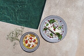 Anassa Boutique Hotel