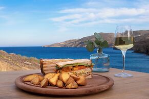 Anassa Boutique Hotel