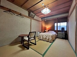 Matsubaya Guesthouse - Hostel