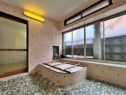 Matsubaya Guesthouse - Hostel