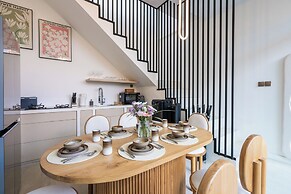 Sunset Rooftop Villa by Betterplace