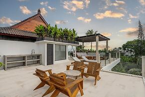 Sunset Rooftop Villa by Betterplace