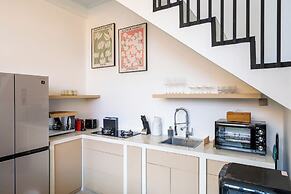 Sunset Rooftop Villa by Betterplace