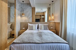 Serenity Hotel