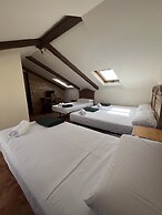 HOSTAL CORPER NAVALCARNERO