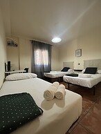 HOSTAL CORPER NAVALCARNERO