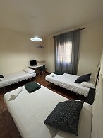 HOSTAL CORPER NAVALCARNERO