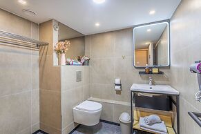 ADIRA MARSEILLE MONTGRAND