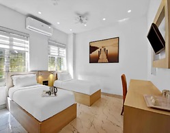 Hotel Silver Stay By GRB