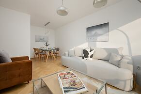 Miodowa Apartment in Warsaw by Renters
