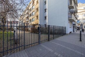 Miodowa Apartment in Warsaw by Renters