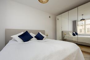 Miodowa Apartment in Warsaw by Renters