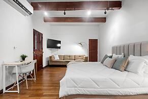 Otium Rentals Penthouse w 2 Terraces