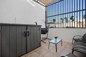Otium Rentals Penthouse w 2 Terraces