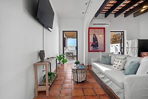 Otium Rentals Penthouse w 2 Terraces