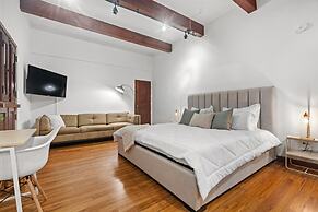 Otium Rentals Penthouse w 2 Terraces