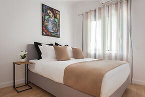 Athenian Hillside Apartment