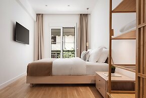 Athenian Hillside Residence