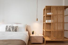 Athenian Hillside Residence