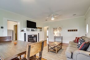 Large Group Getaway in Georgetown w/ Private Pool!