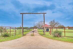 Large Group Getaway in Georgetown w/ Private Pool!