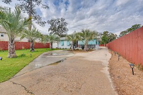 Emerald Coast Getaway Near Boardwalk + Breweries!