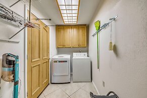 Scenic Alto Getaway w/ Mountain Views & Hot Tub!