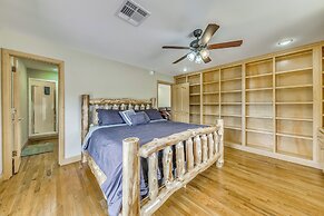 Scenic Alto Getaway w/ Mountain Views & Hot Tub!