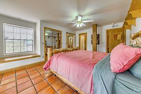 Scenic Alto Getaway w/ Mountain Views & Hot Tub!