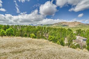 Scenic Alto Getaway w/ Mountain Views & Hot Tub!