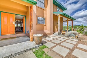 Scenic Alto Getaway w/ Mountain Views & Hot Tub!