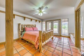 Scenic Alto Getaway w/ Mountain Views & Hot Tub!
