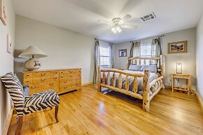 Scenic Alto Getaway w/ Mountain Views & Hot Tub!