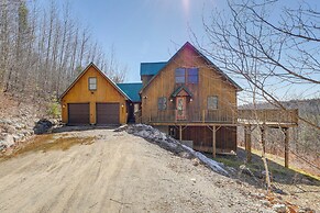 Spacious Harrison Cabin ~ 1 Mi to Long Lake!