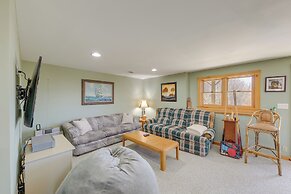 Spacious Harrison Cabin ~ 1 Mi to Long Lake!