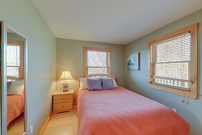 Spacious Harrison Cabin ~ 1 Mi to Long Lake!